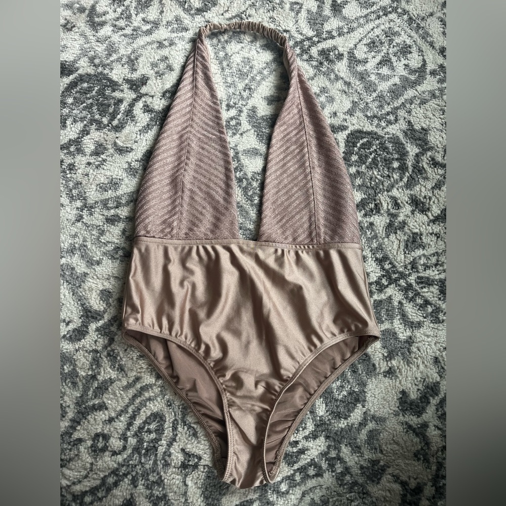 NWOT: Shimmer Mauve Halter Backless Body Suit